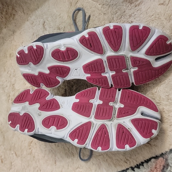 Woman's Brooks Anthem shoes - Picture 6 of 7